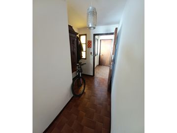 Departamento 2 ambientes, amplio. Excelente ubicación.