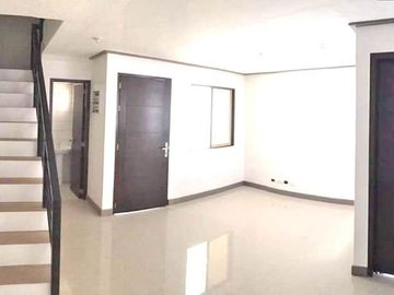 3BR HOUSE AND LOT NEAR TIRONA HIGHWAY - SM CITY BACOOR