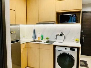 Disewakan Apartemen Sudirman Hill Tipe 1 Kamar Tidur Kondisi Furnished