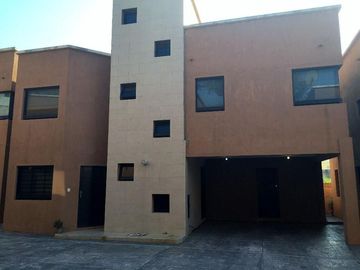 Casa en Venta, Sonora, Col. Petrolera.