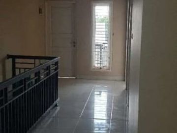 Rumah Kunciran Ciledug Strategis Siap Huni