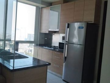 DIJUAL APARTEMENT SEMI FURNISH di The Peak Residence