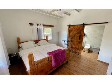 SE VENDE CASA DE CAMPO EN ALTOS DE CAMPANA