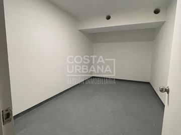 Oficina Edificio REITZ III/ Metro El Salto/ Calle Limache/