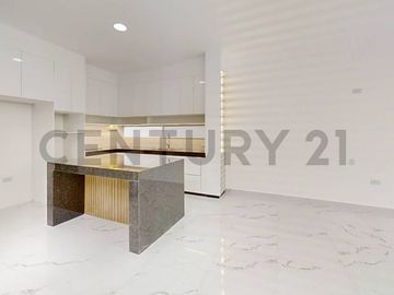 Elegante y Moderna Casa de Estreno en Condado de Vicolinci