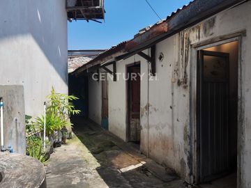 Rumah Strategis Untuk Kantor Dan Usaha Di Klaten Tengah