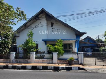 Rumah Strategis Untuk Kantor Dan Usaha Di Klaten Tengah