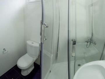 Casa en venta - 5 Dormitorios 3 Baños - Cocheras - 180Mts2 - Necochea