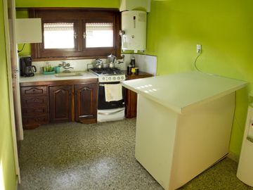 Casa en venta - 5 Dormitorios 3 Baños - Cocheras - 180Mts2 - Necochea
