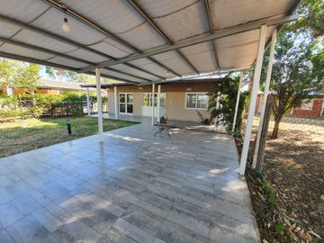 CASA EN COUNTRY RINCON SANTA MARIA