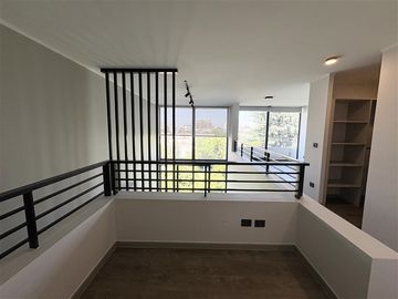Hermoso Departamento en arriendo de 2 dorm. en Providencia