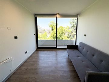 Hermoso Departamento en arriendo de 2 dorm. en Providencia