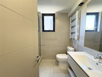 Hermoso Departamento en arriendo de 2 dorm. en Providencia