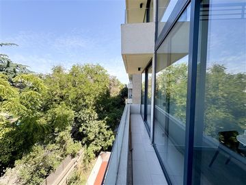 Hermoso Departamento en arriendo de 2 dorm. en Providencia