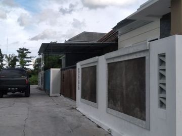 RUMAH SIAP HUNI BARU DIJUAL CEPAT DEKAT JALAN MANISRENGGO