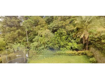 Venta de casa Sector Las Callejas. Area 421m2