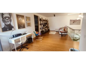 Venta de casa Sector Las Callejas. Area 421m2