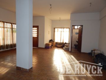 Casa para 2 Familias en venta en Quilmes Oeste