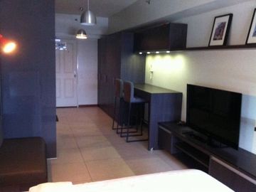 The Columns Makati Semi-Furnished Studio with Parking