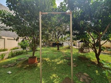 Rumah Mewah dan Full Furnished, 5 menit ke One BelPark Mall
