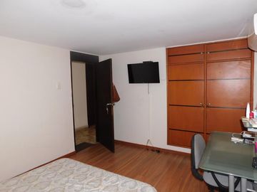 casa en venta en ciudad jardín. Cod V87431