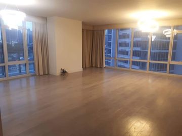 Condominium for Sale 3 Bedrooms: 3BR Flat Condo for Sale in Proscenium Sakura Tower Rockwell Center Makati