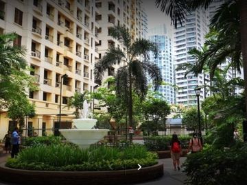 Rush sale 3BR Forbeswood Height The Fort BGC