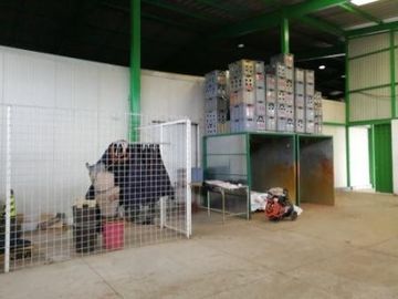VENTA BODEGA INDUSTRIAL EN TABACUNDO CON ANDENES PARA CAMIONES.