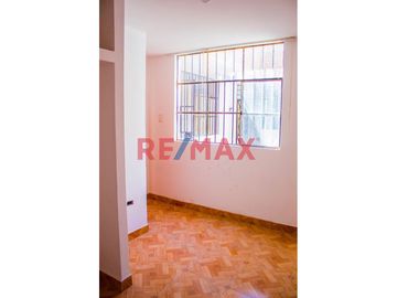 🏠✨ ¡Haz realidad el sueño de tu casa propia! ✨🏠
En venta: Hermosa y amplia casa en José Leonardo Ortiz

Disfruta de un hogar lleno de luz, espacio