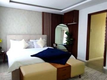 4br Townhouse in Quezon City Tandang Sora Congressional Visayas Ave inside subdivision