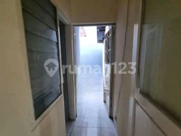 Dijual Rumah di Villa Taman Meruya