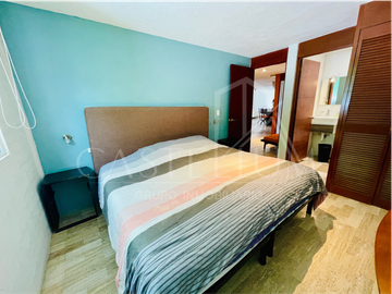 Casa en venta en Fracc. Insurgentes en zona Norte a unos metros de la UAEM