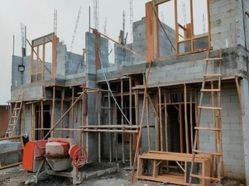 Rumah 2 lantai tanpa DP kokoh strategis di dekat Sumarecon.