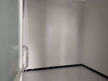 Rumah Baru Siap Huni di Daerah Jalan Pandanaran