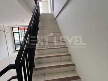 Ruko 3,5 Lantai Baru Serah Terima Kunci Di Summarecon Crown Gading Setia Asih Tarumajaya Bekasi Jawa Barat