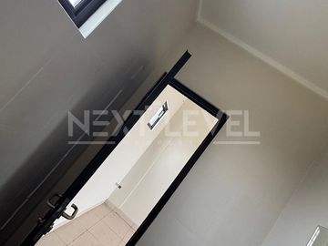 Ruko 3,5 Lantai Baru Serah Terima Kunci Di Summarecon Crown Gading Setia Asih Tarumajaya Bekasi Jawa Barat