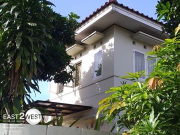 Dijual Rumah Villa Melati Mas BSD City Tangerang Selatan Blok H Lokasi Bagus Strategis Siap Huni