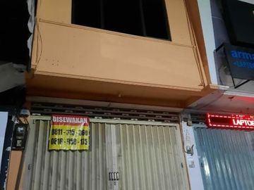 Ruko 3 Lantai di Klampis Jaya, Strategis
