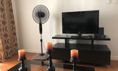 Rush Condominium for Sale 1 Bedroom: 1BR Flat Condo for Sale in One Rockwell East Tower Rockwell Center Makati