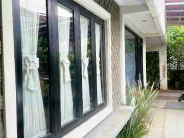 RUMAH STRATEGIS BISA DI JADIKAN TEMPAT USAHA DI TOMANG JAKARTA BARAT