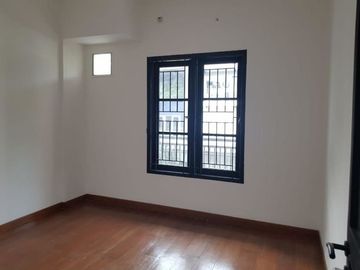 Dijual Rumah De Latinos Cluster Costa Rica Blok E Tangerang Selatan Lokasi Stratrgis