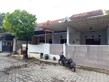 Dijual Rumah Taman Pondok Indah Wiyung *HN