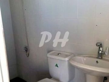 PH744 Cozy Townhouse for sale Near Mindanao Ave. Quezon City
