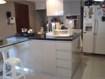 VENDO DEPARTAMENTO en zona GOLF de SAN ISIDRO - Lizardo Alzamora