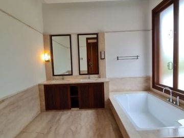 Rumah Mewah Bergaya Resort Di Cipete Jakarta Selatan