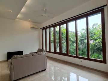 Rumah Mewah Bergaya Resort Di Cipete Jakarta Selatan