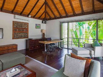 Villa Luxury 6 Bedroom Unblocked View Pantai Pandawa Kutuh Bali
