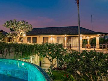Villa Luxury 6 Bedroom Unblocked View Pantai Pandawa Kutuh Bali