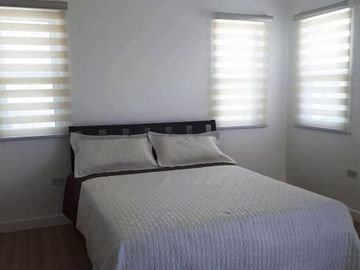 4 Bedroom House and Lot for Sale in Hensonville Angeles City Good for Investment