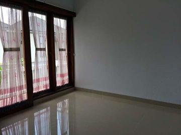 Rumah Imperial dekat Dago Asri, Cisitu, Dipatiukur Bandung